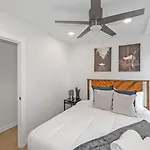 Stayatl Premier 2 Bed Condo W Views!